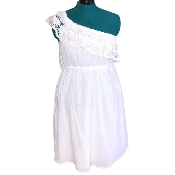 Lane Bryant Dresses & Skirts - Lane Bryant White One Shoulder Crochet Dress